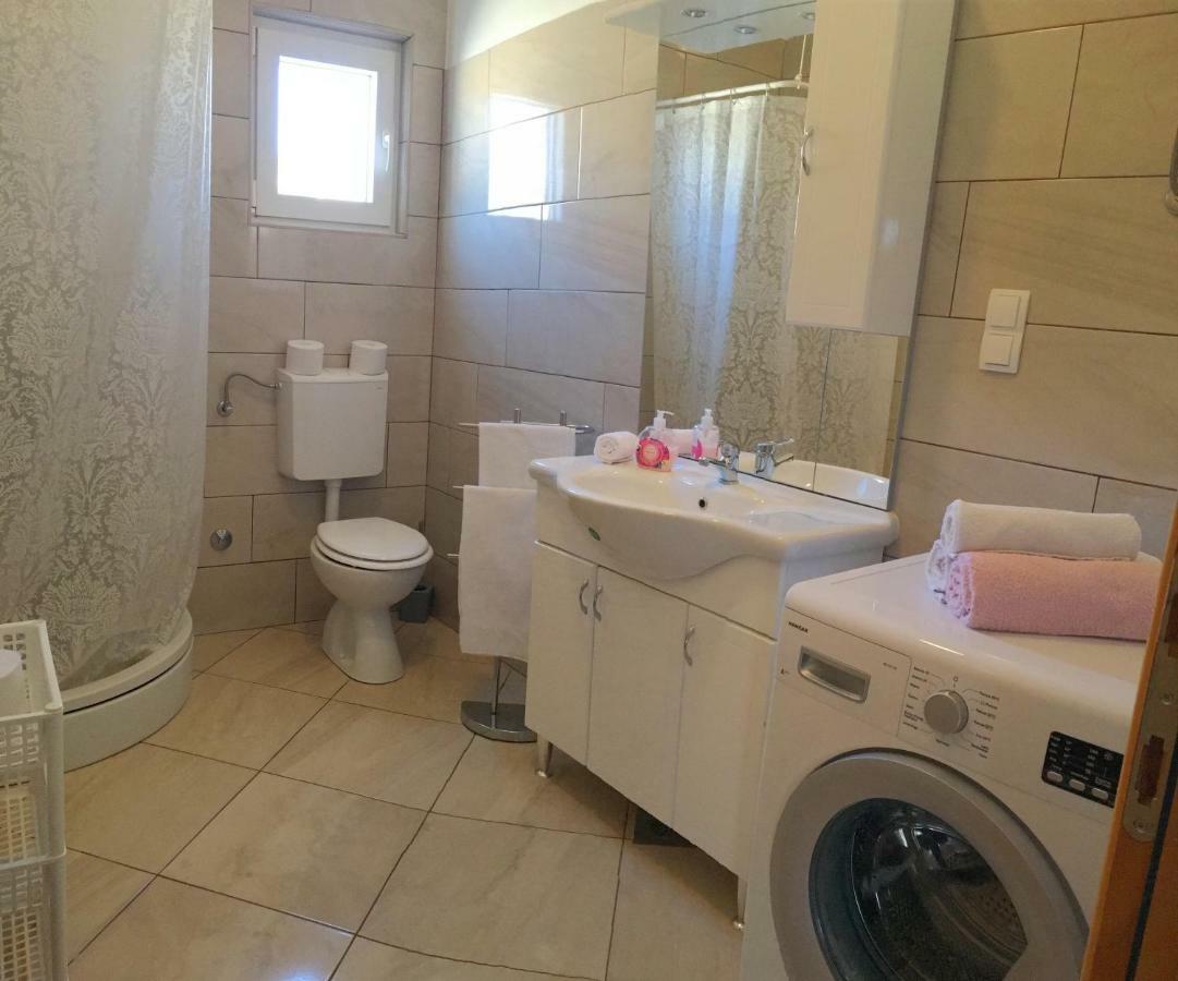 Apartment Marica Posedarje Zewnętrze zdjęcie
